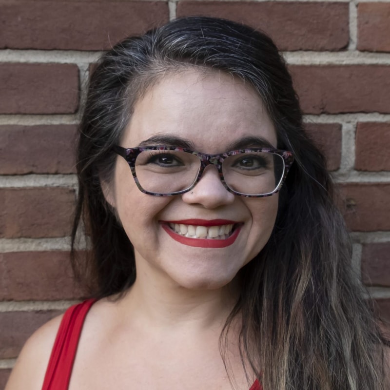 stephanievadalaheadshot2019bybenmendis-scaled_800x800_acf_cropped Stephanie Vadala (She/Her)