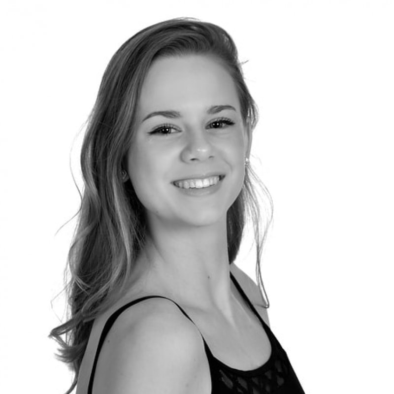 Headshot-Cat-Plourde_800x800_acf_cropped Catriona Plourde