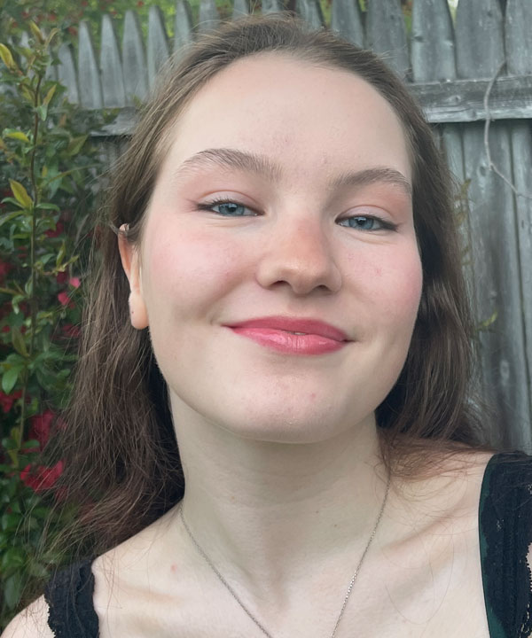 Allison Hunger headshot