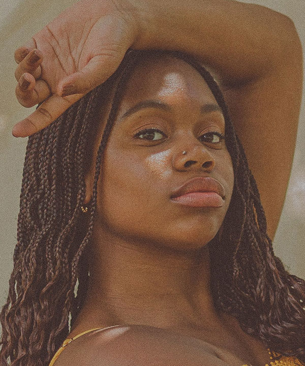 Christina Collins headshot