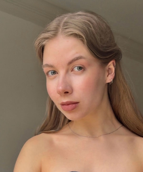 Tatsiana Paulova headhsot